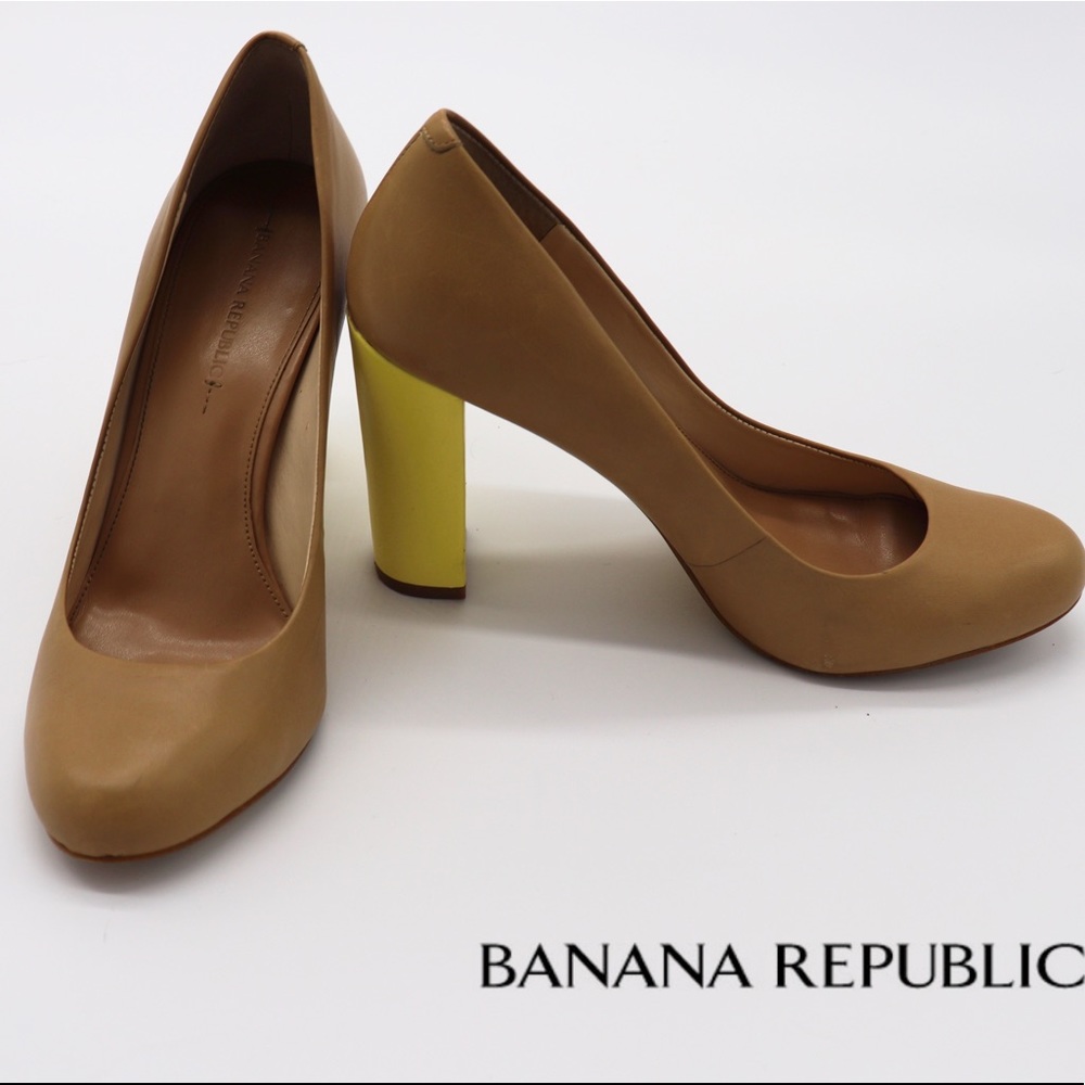 Banana Republic Tan and Yellow Shoes